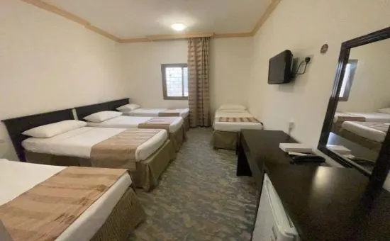 Rushd Al Majd Hotel Room