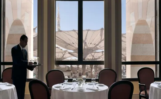 Dar Al Iman Hotel Restaurant