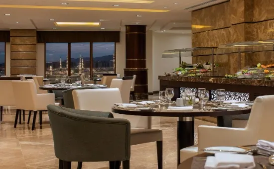 Pullman Zamzam Hotel Restaurant