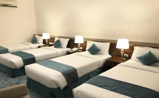 Zaha Al Madinah Hotel Room